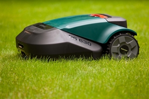 Роботы-газонокосилки